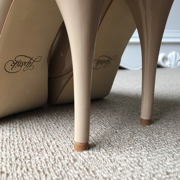 Lipstik Patent Tan Blush Platform Pump Heels Size 10 - Picture 9 of 11